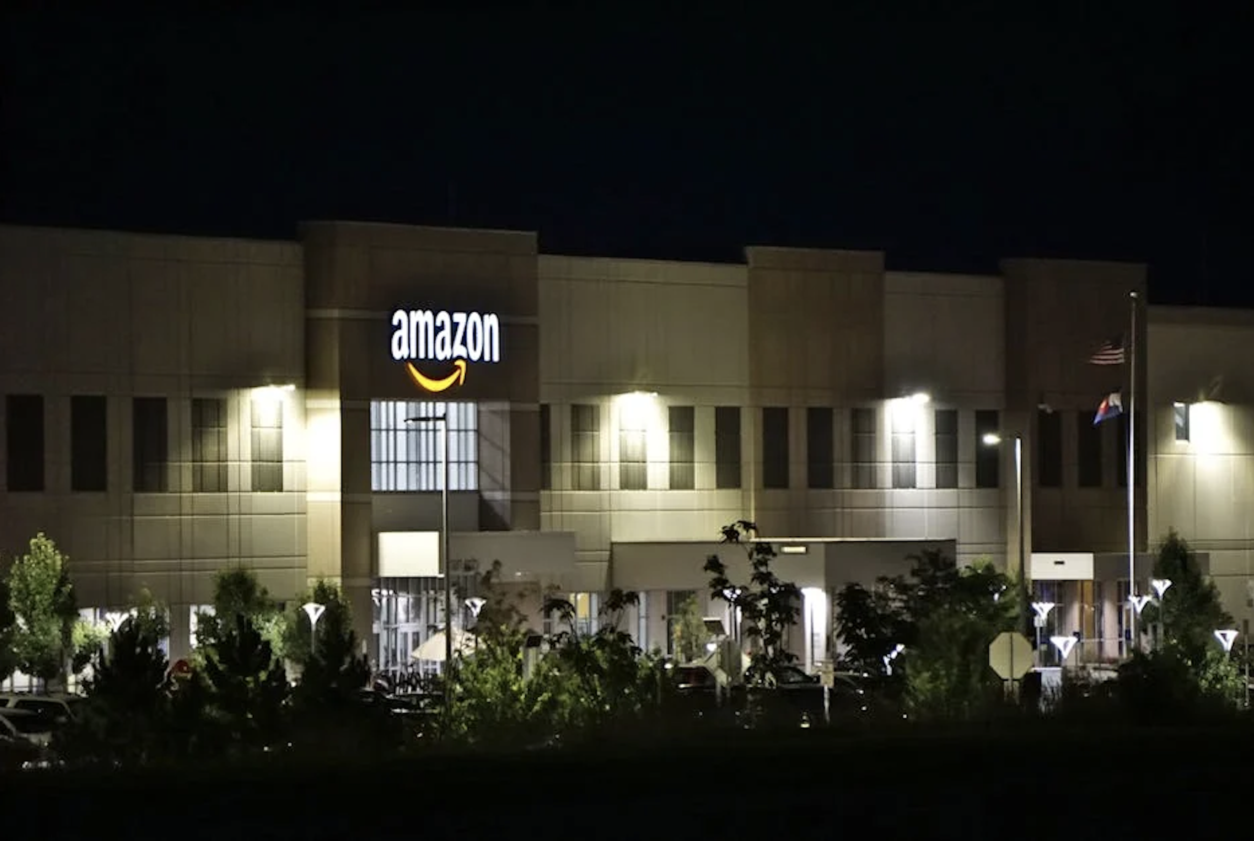 E-Commerce Distribution Centers: Where Orders Come to Life